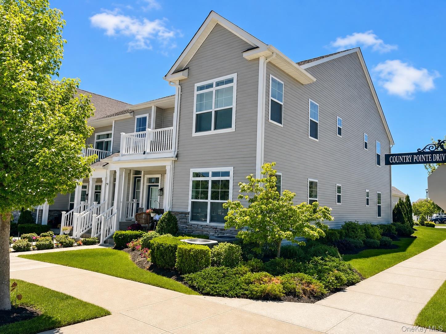 Silver Timber Dr, Yaphank, NY 11980