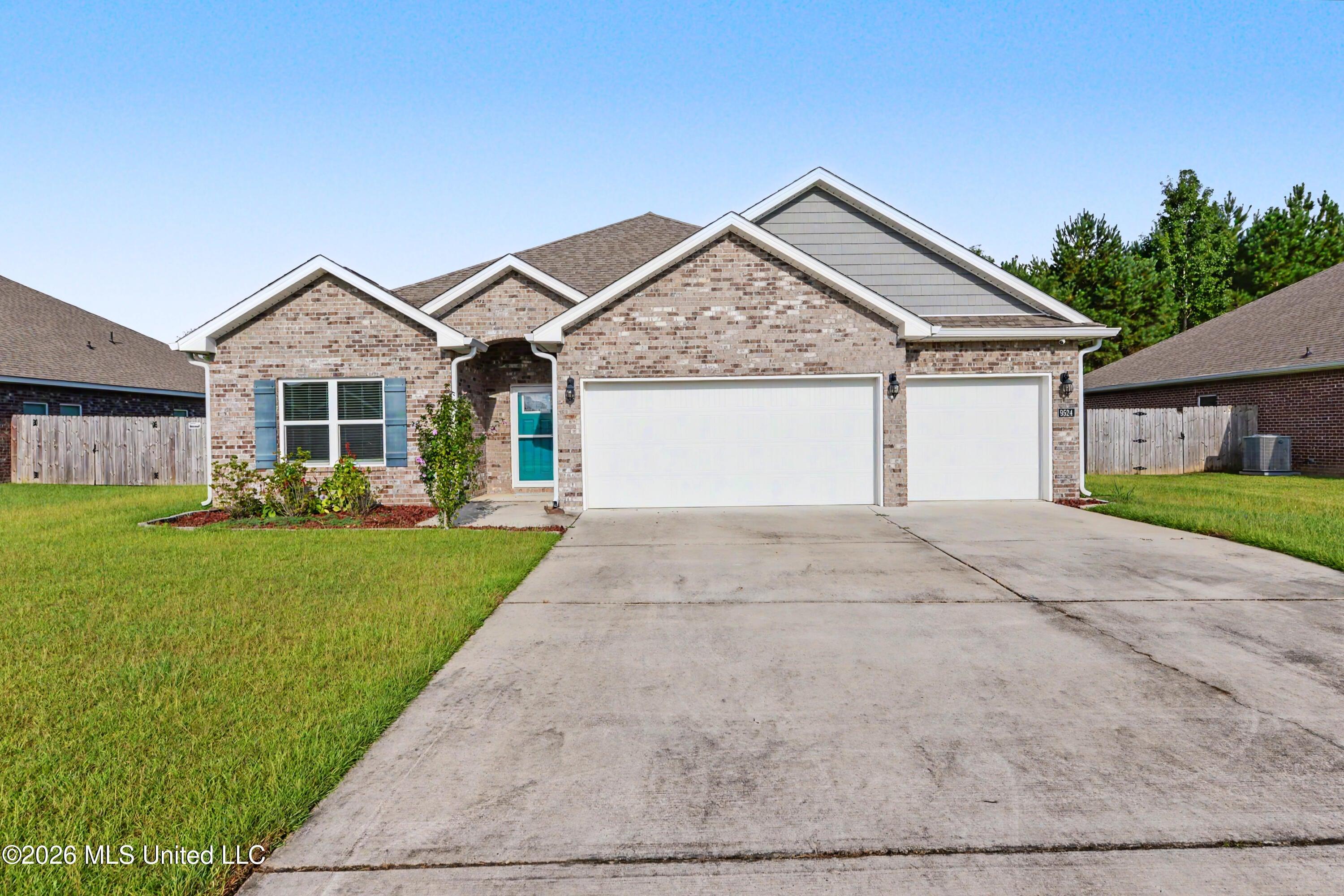 Mallette Dr, Biloxi, MS 39532