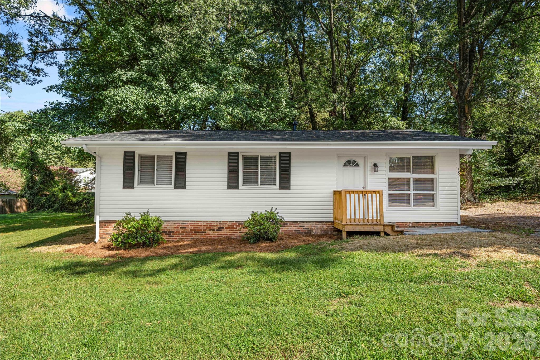 Northaven Dr, Charlotte, NC 28206