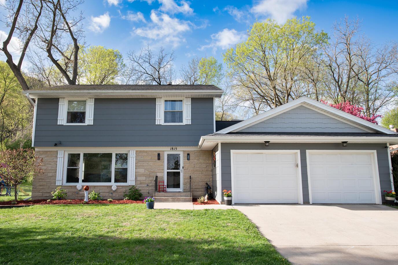 Edgewood Rd, Winona, MN 55987