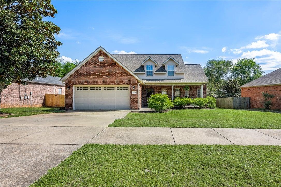 W New Bridge Rd, Fayetteville, AR 72704