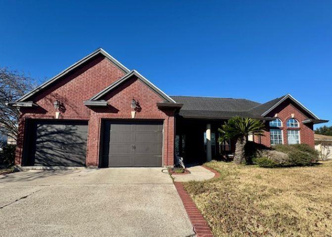 Simpson Dr, Beaumont, TX 77705