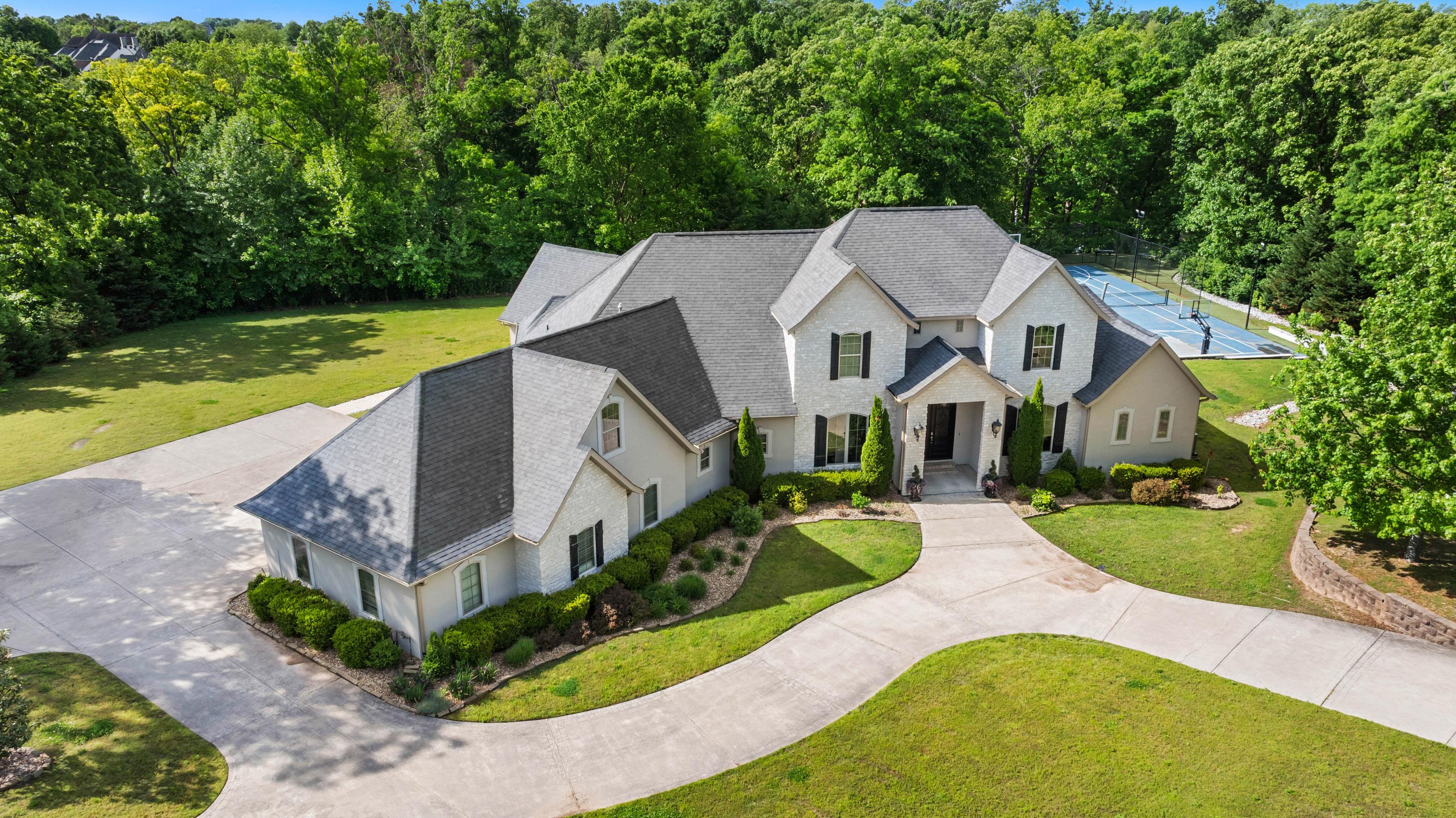 W Northgate Rd, Rogers, AR 72758