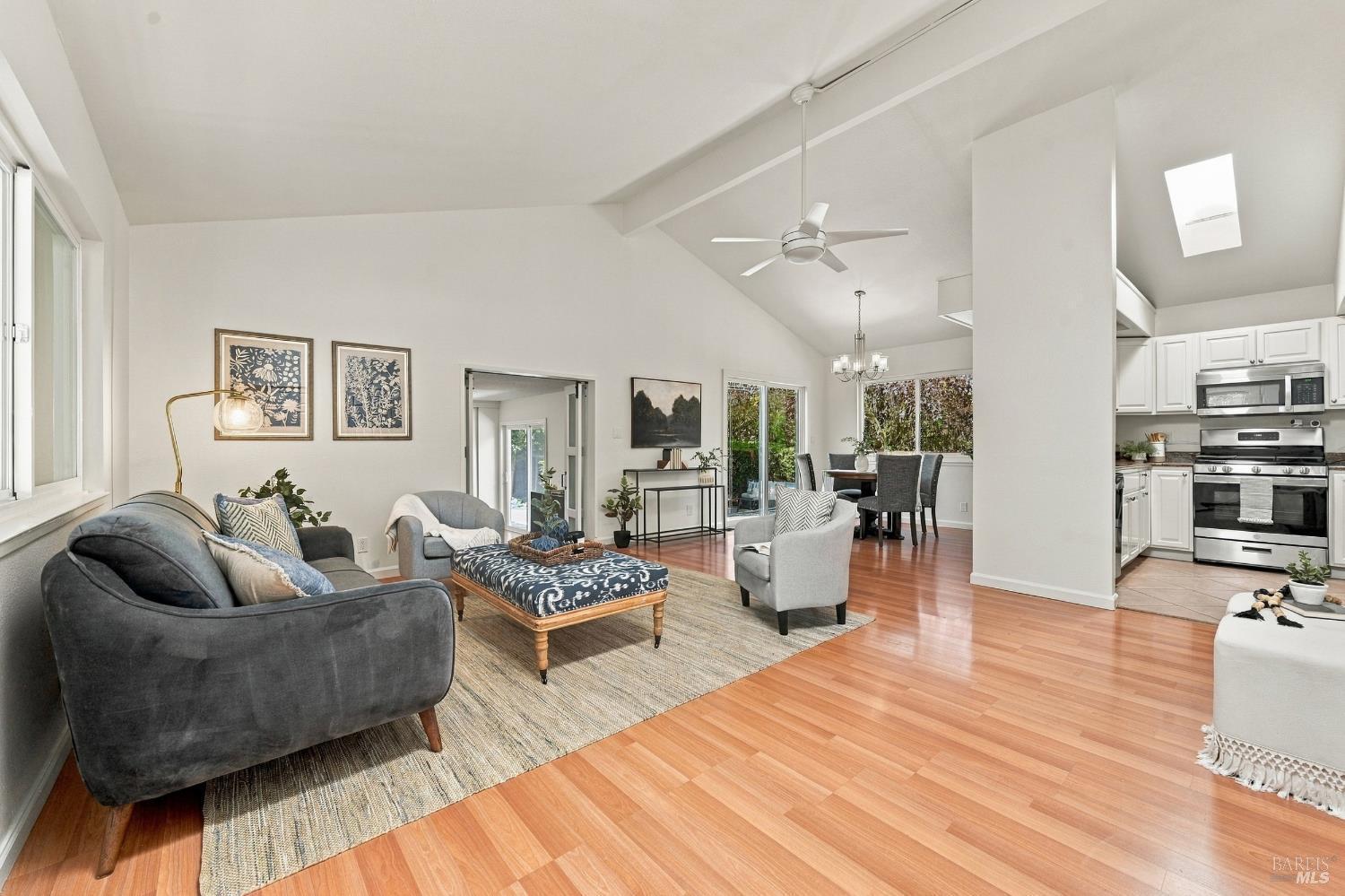 4th St, Napa, CA 94559