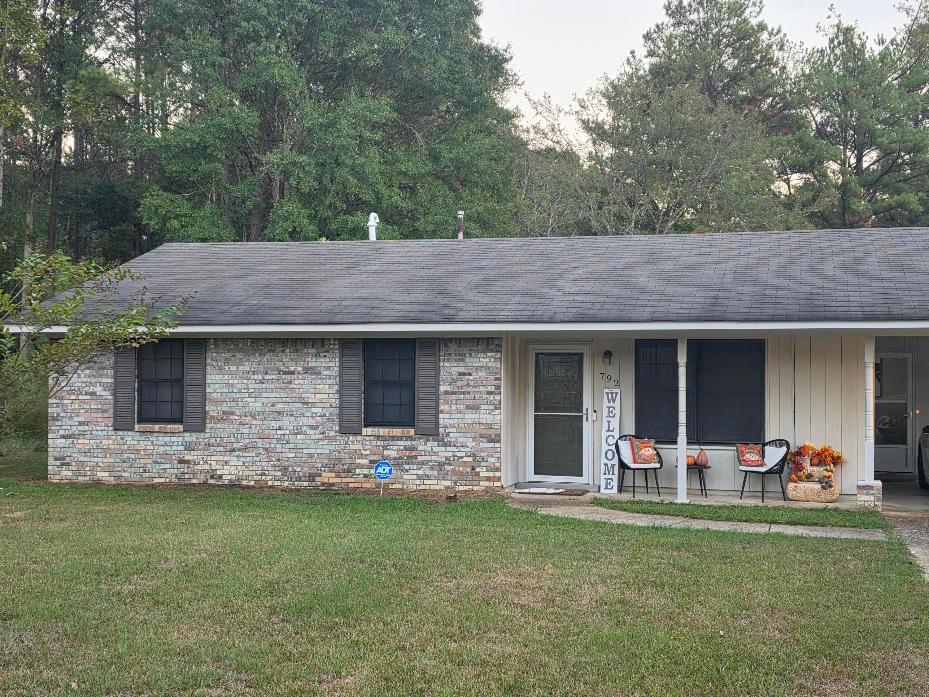 S Feemster Lake Rd, Tupelo, MS 38804