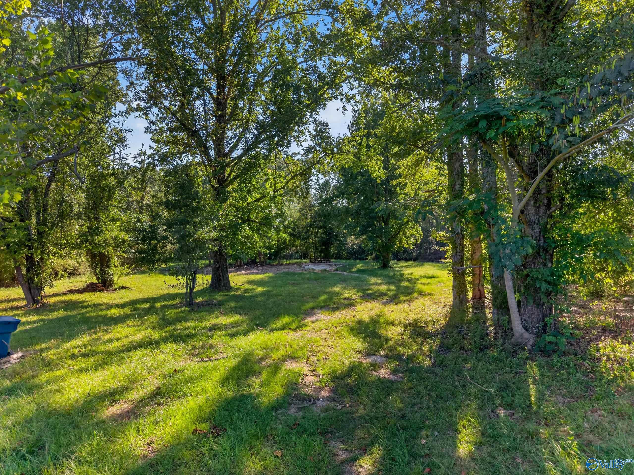Gilmer Ln, Rainbow City, AL 35906