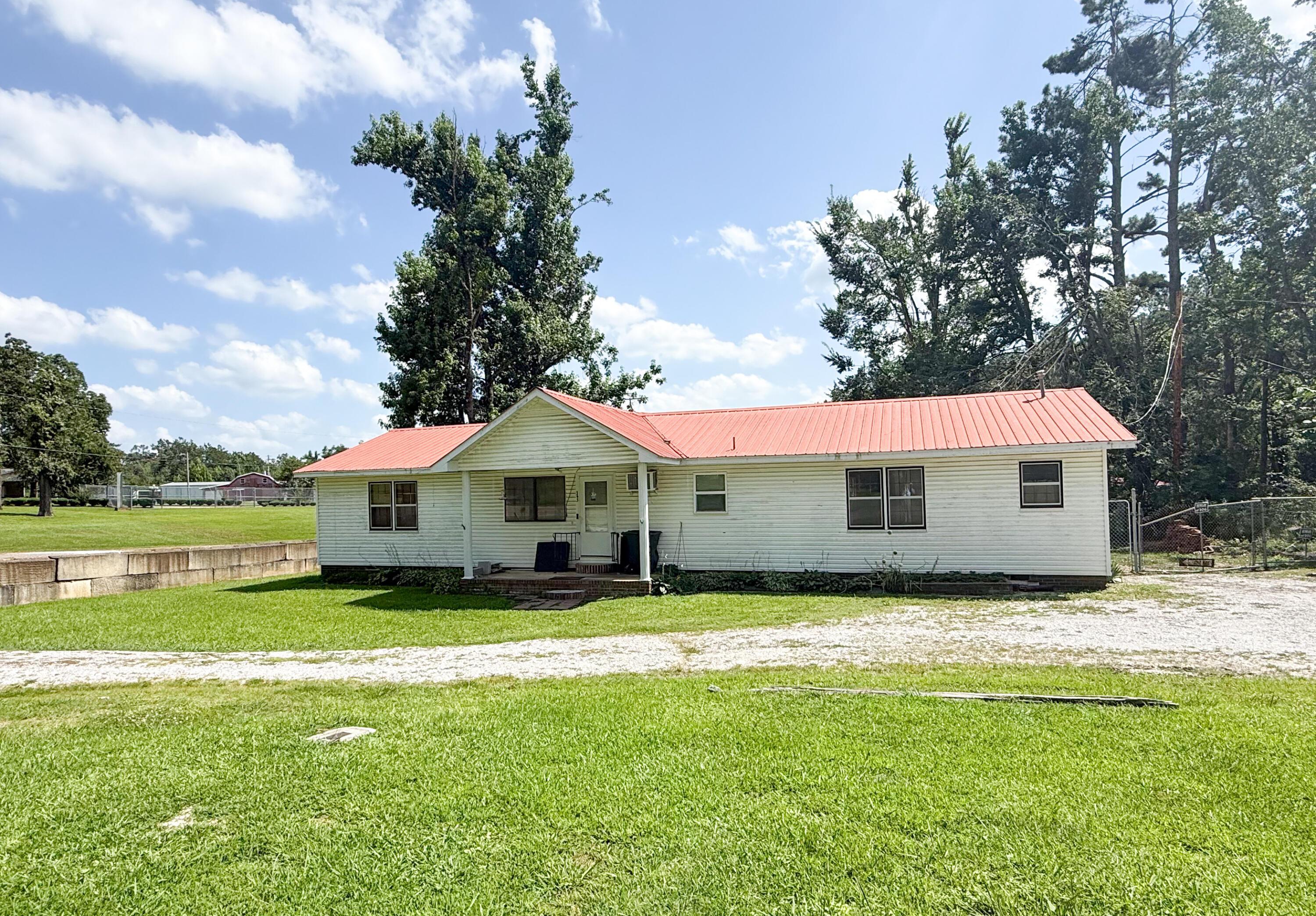 County Road 218, Corinth, MS 38834