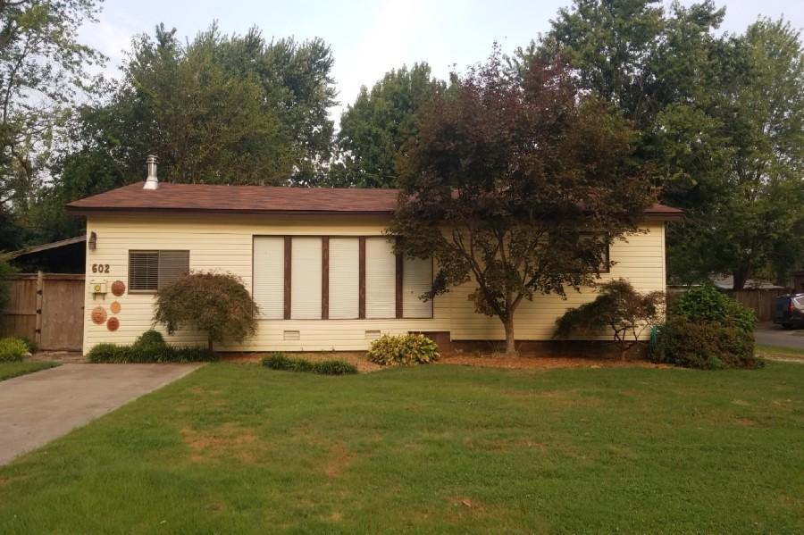 Harve St, Springdale, AR 72762