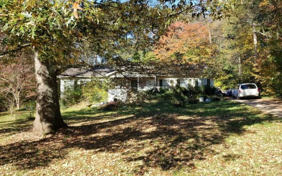 El Rancho Dr, Rural Hall, NC 27045