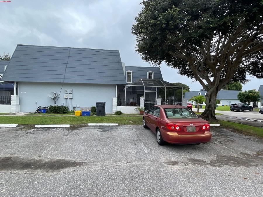 Basin St N, Wellington, FL 33414