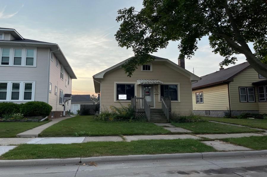 Thurston Ave, Racine, WI 53403