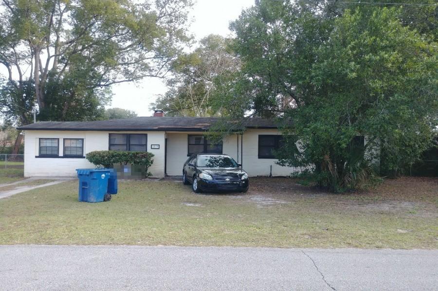Denham Rd E, Jacksonville, FL 32208