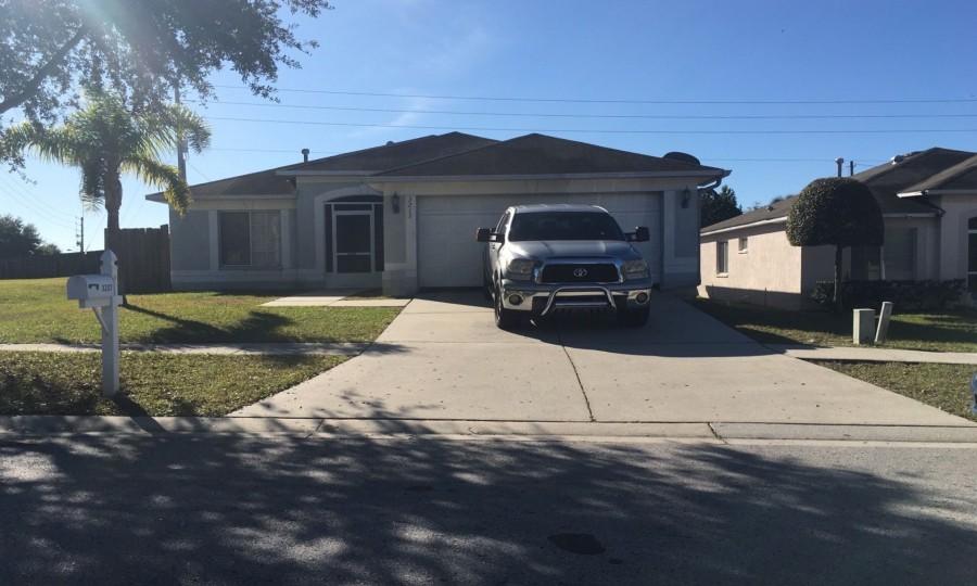 Pine Top Dr, Valrico, FL 33594