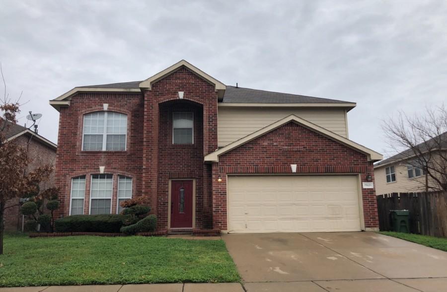 Cresswell Dr, Arlington, TX 76001