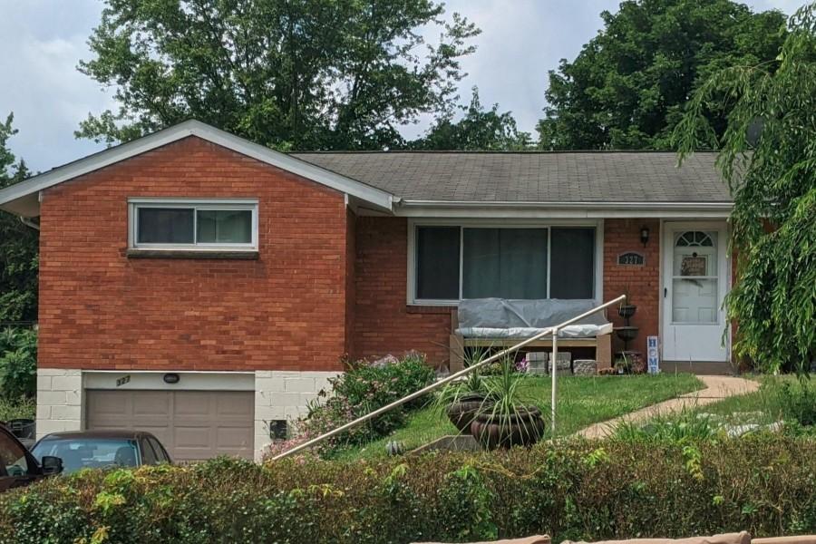 Greenway Dr, Pittsburgh, PA 15235