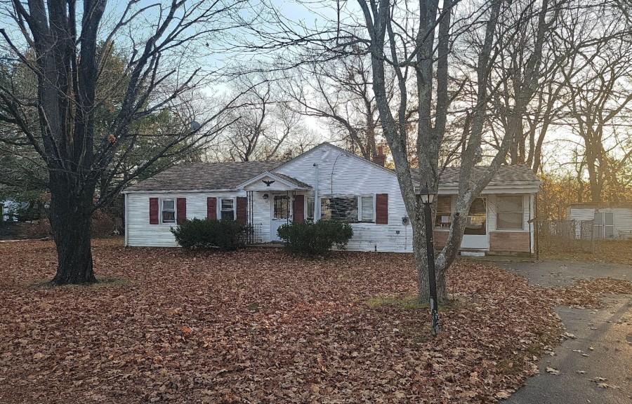 Ruth St, Sanford, ME 04073