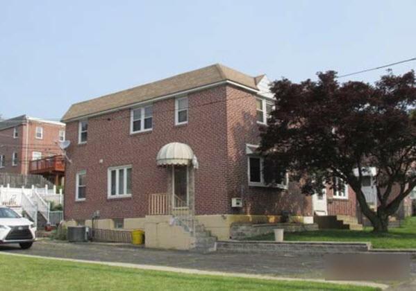Greenwood Rd, Sharon Hill, PA 19079