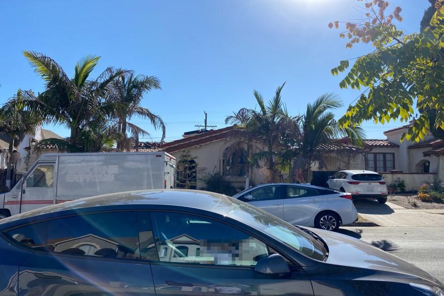 W 80th St, Los Angeles, CA 90044