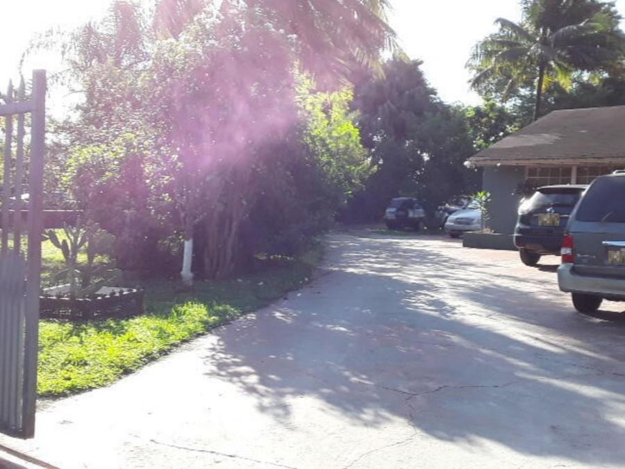 Sw 200th St, Miami, FL 33187