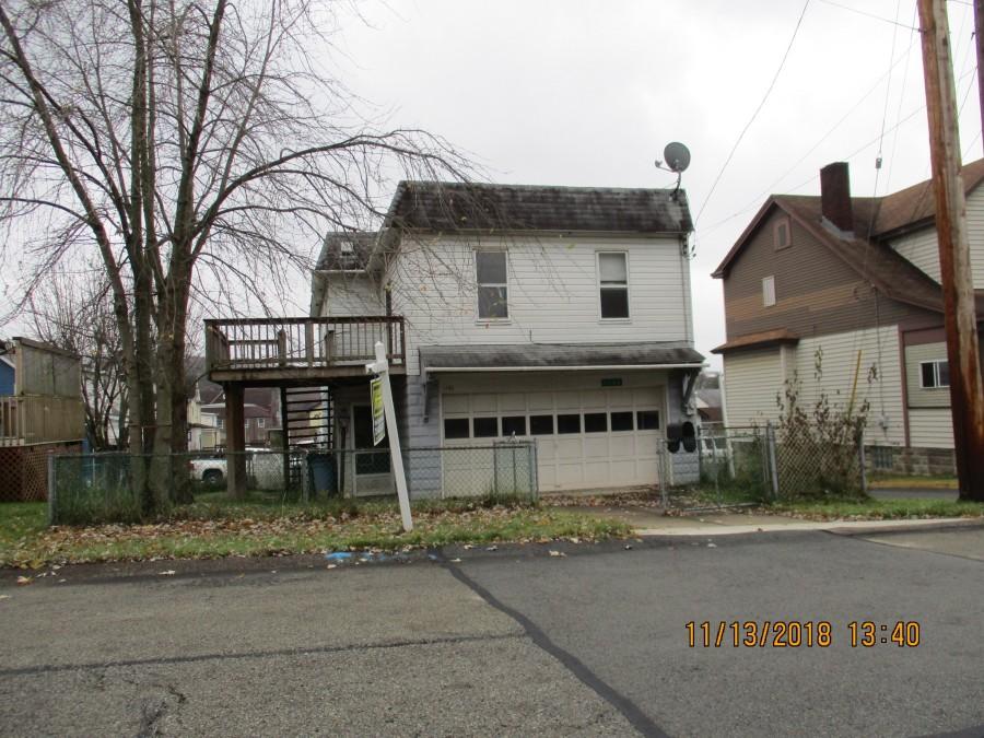 California Ave, White Oak, PA 15131