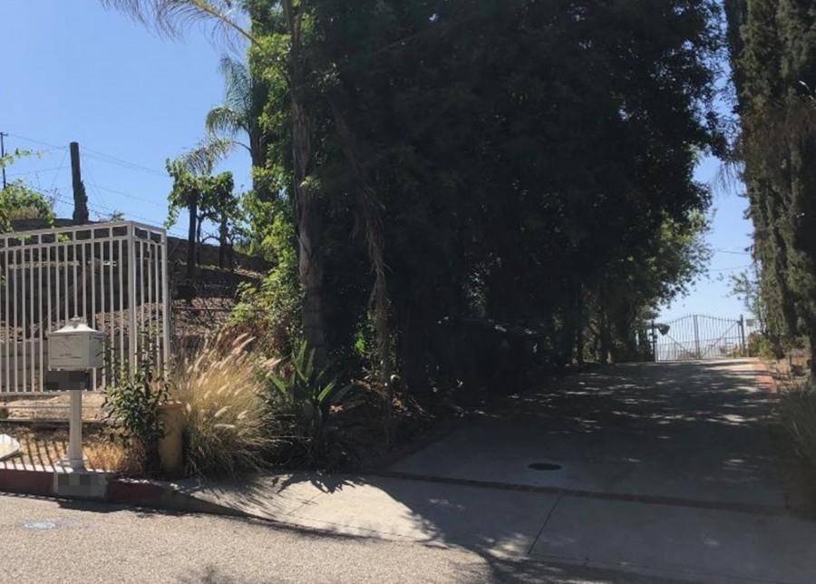 White Oak Pl, Encino, CA 91316