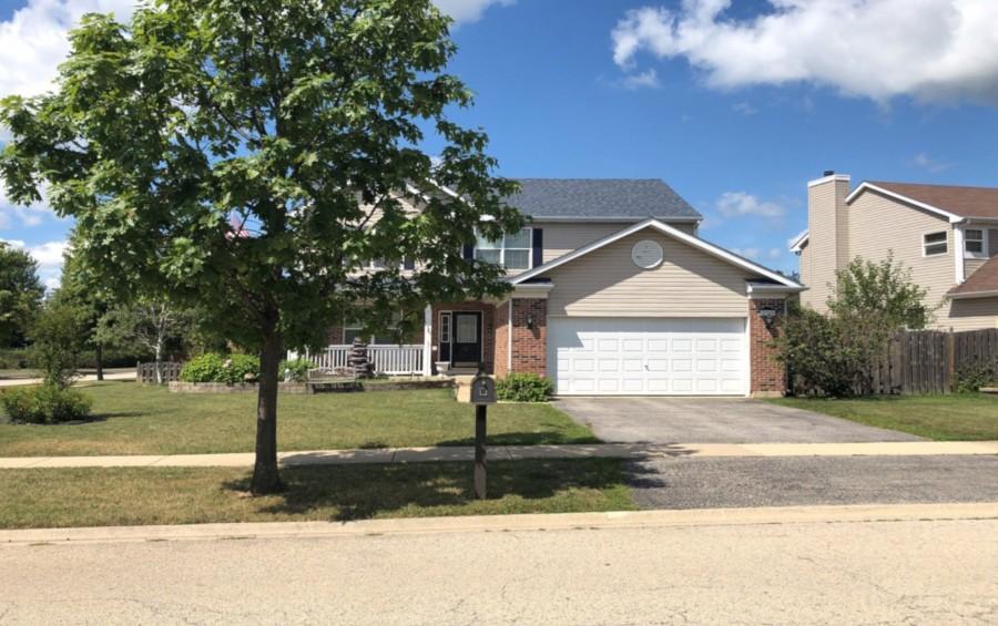 Concord Dr S, Oswego, IL 60543