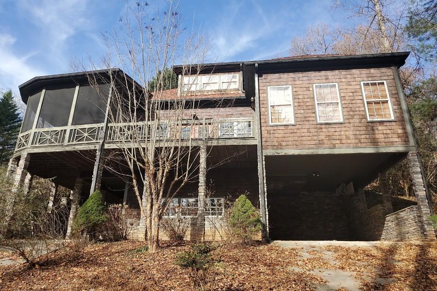 Fulton Rd, Tiger, GA 30576