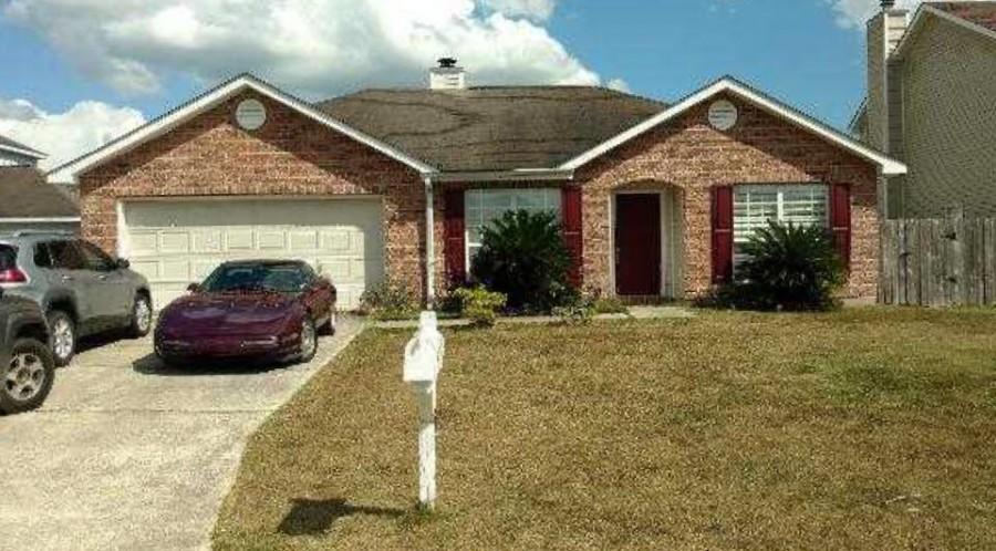 Alexander Ct, Slidell, LA 70460