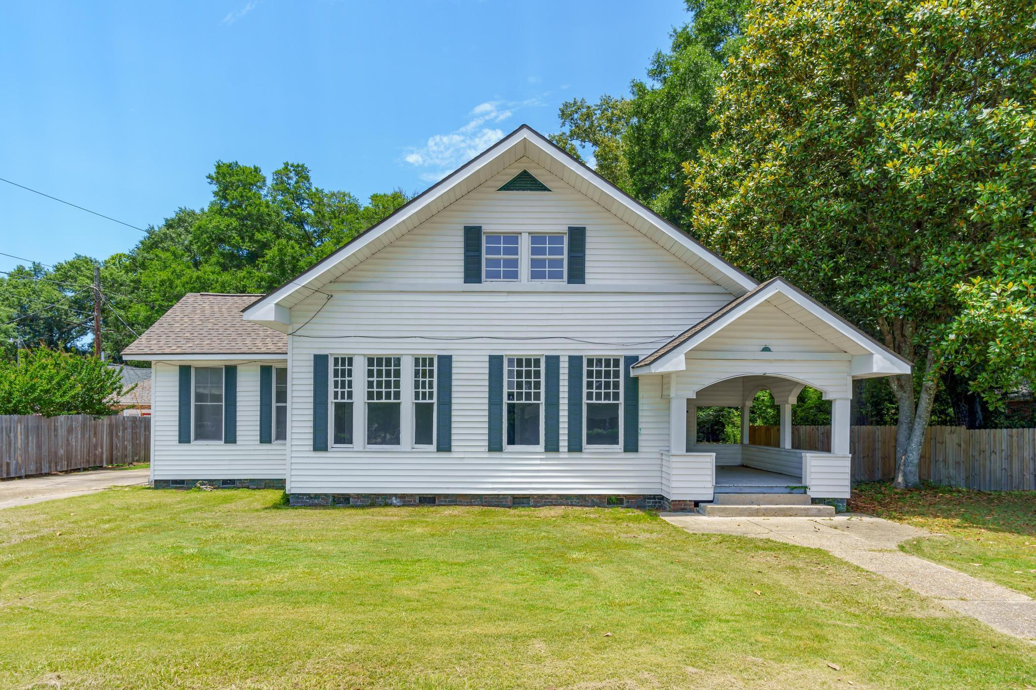Ford St, Columbia, MS 39429