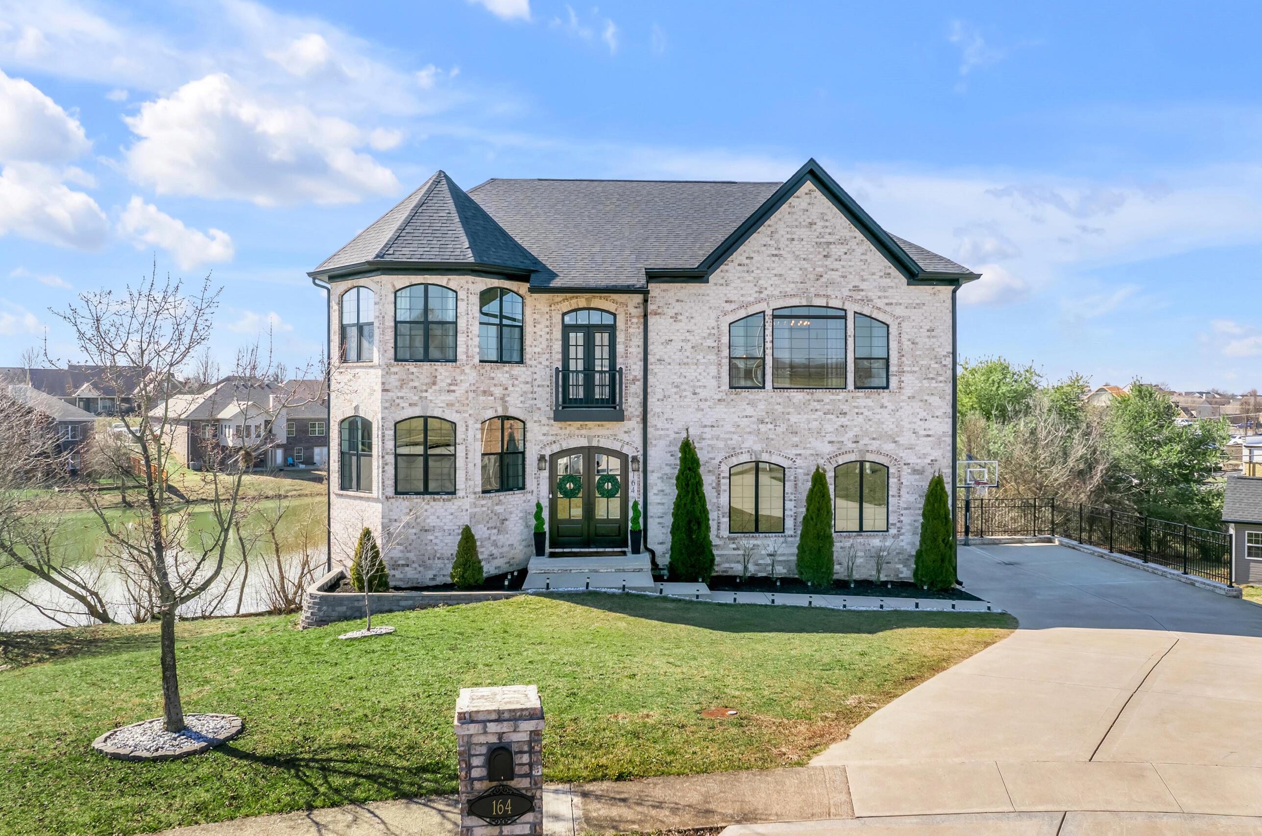 Minnow Cove Ct, Nicholasville, KY 40356
