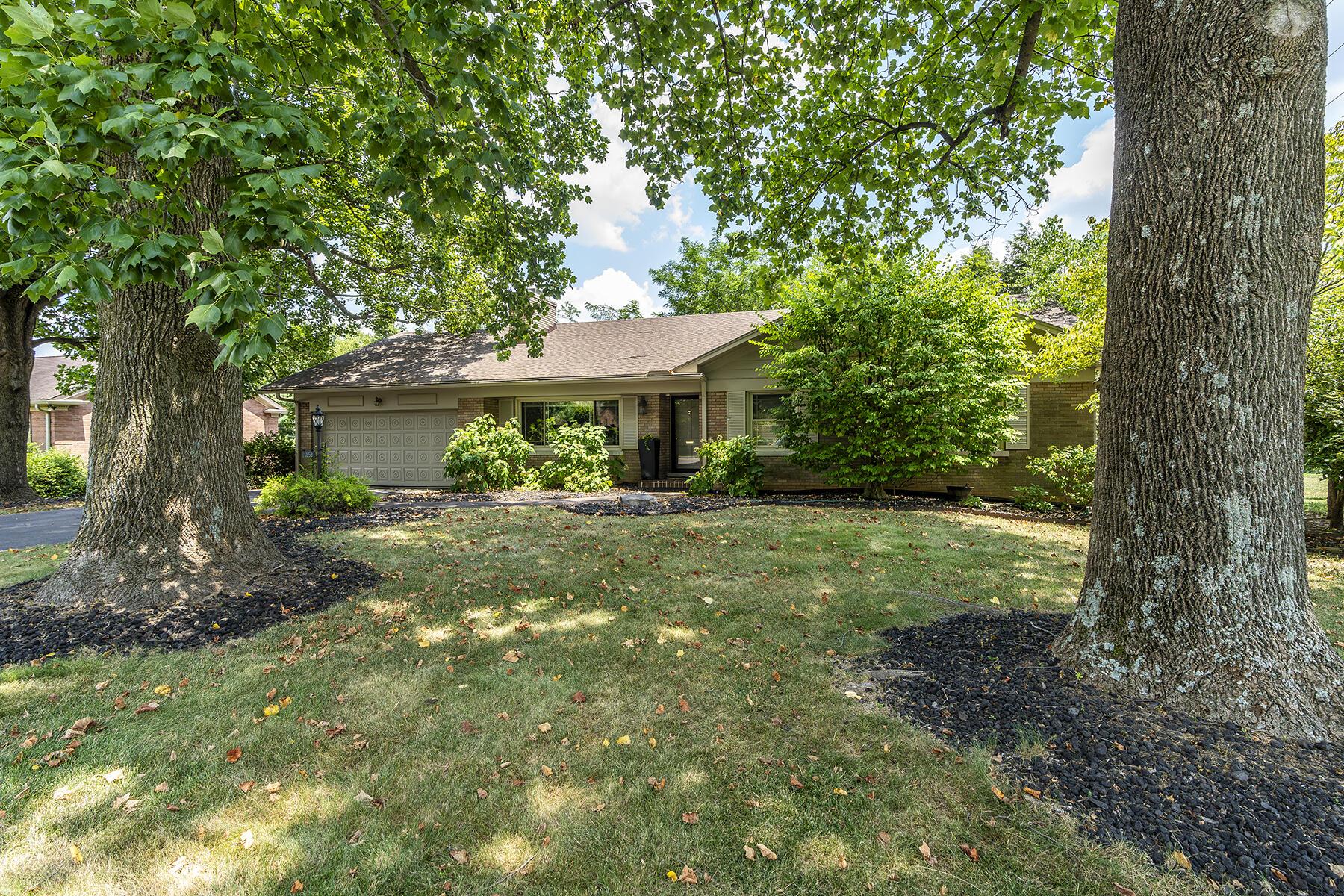 Bellefonte Dr, Lexington, KY 40503