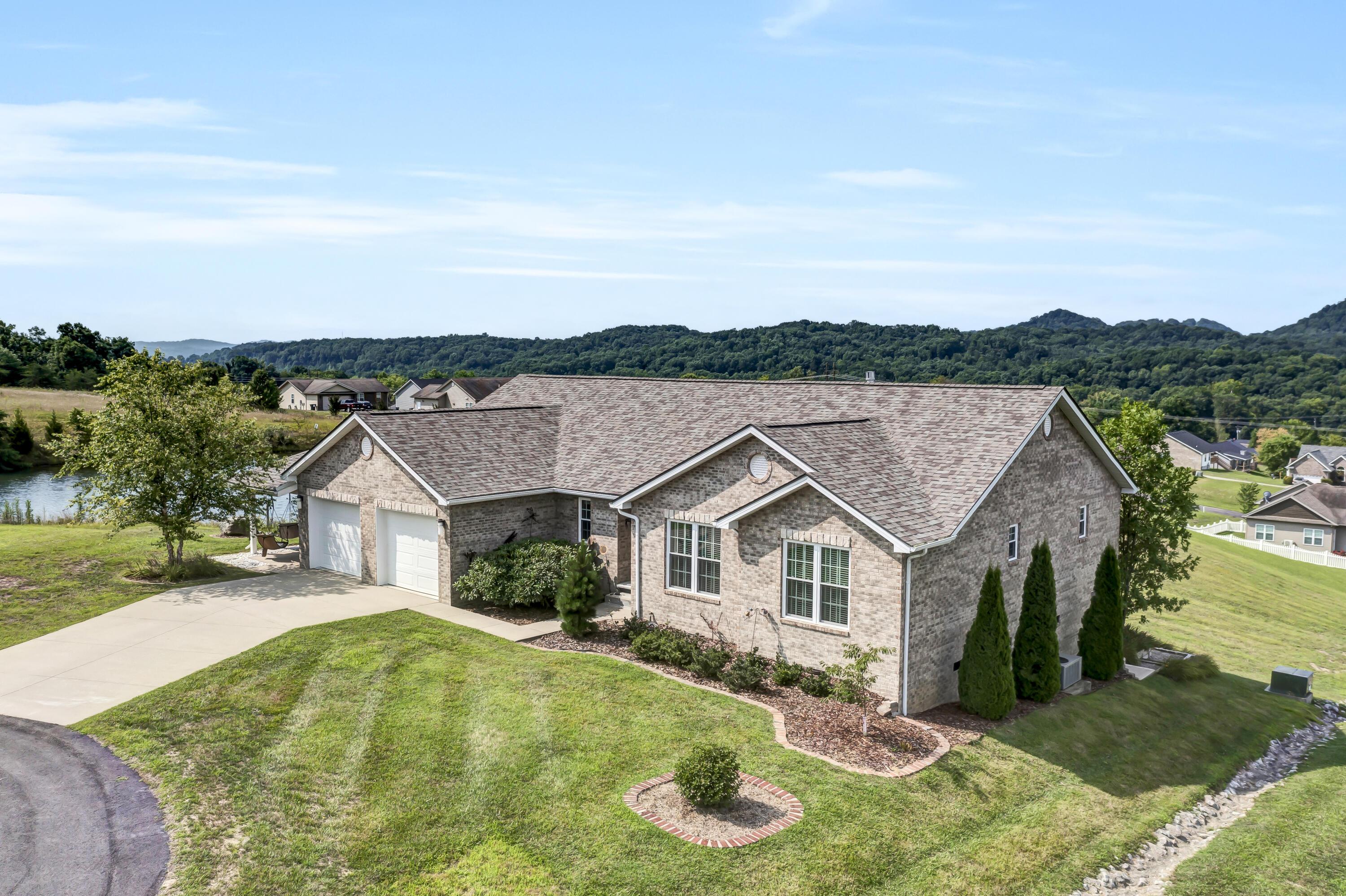 Barren Ct, Morehead, KY 40351