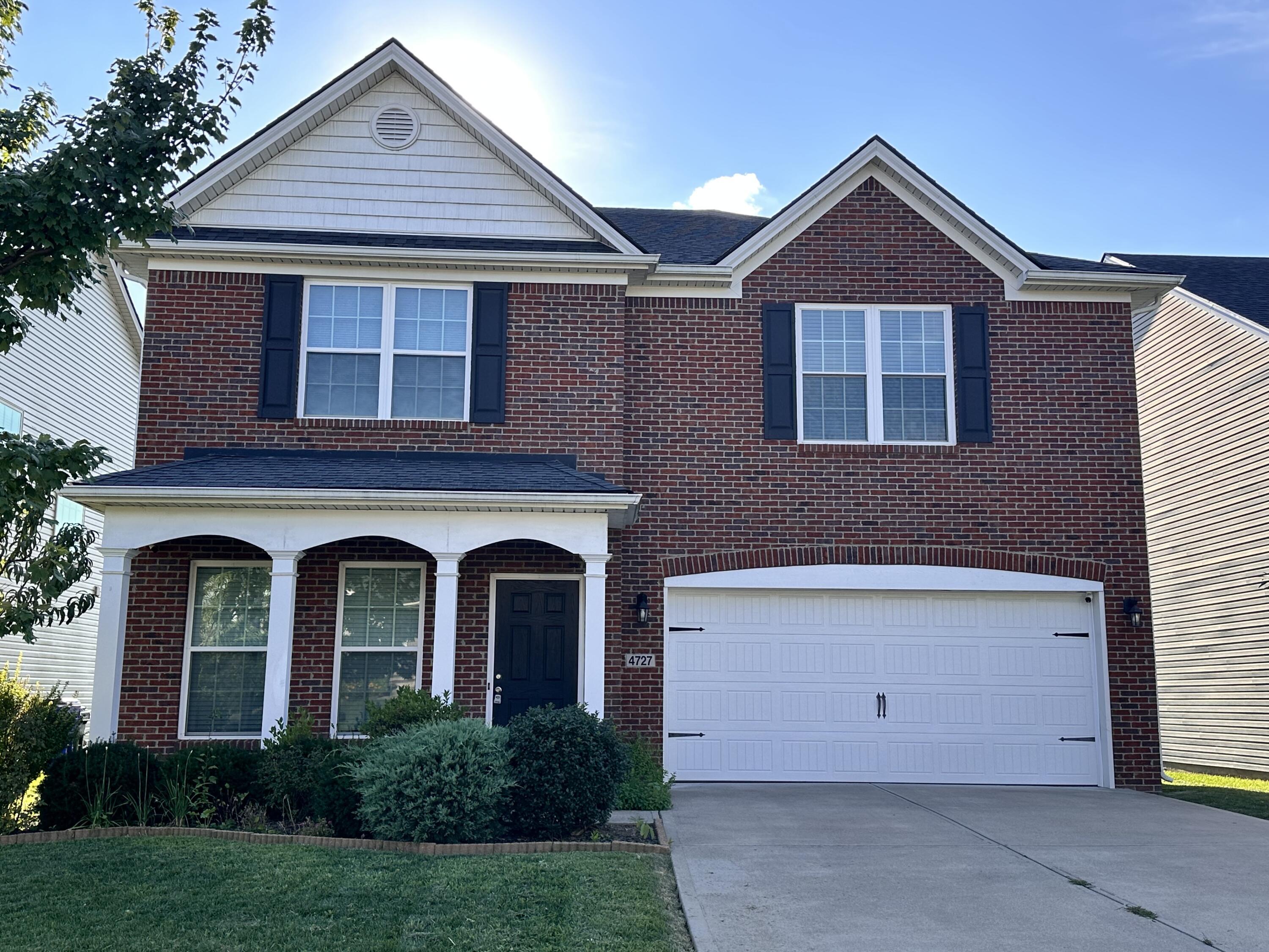 Larkhill Ln, Lexington, KY 40509