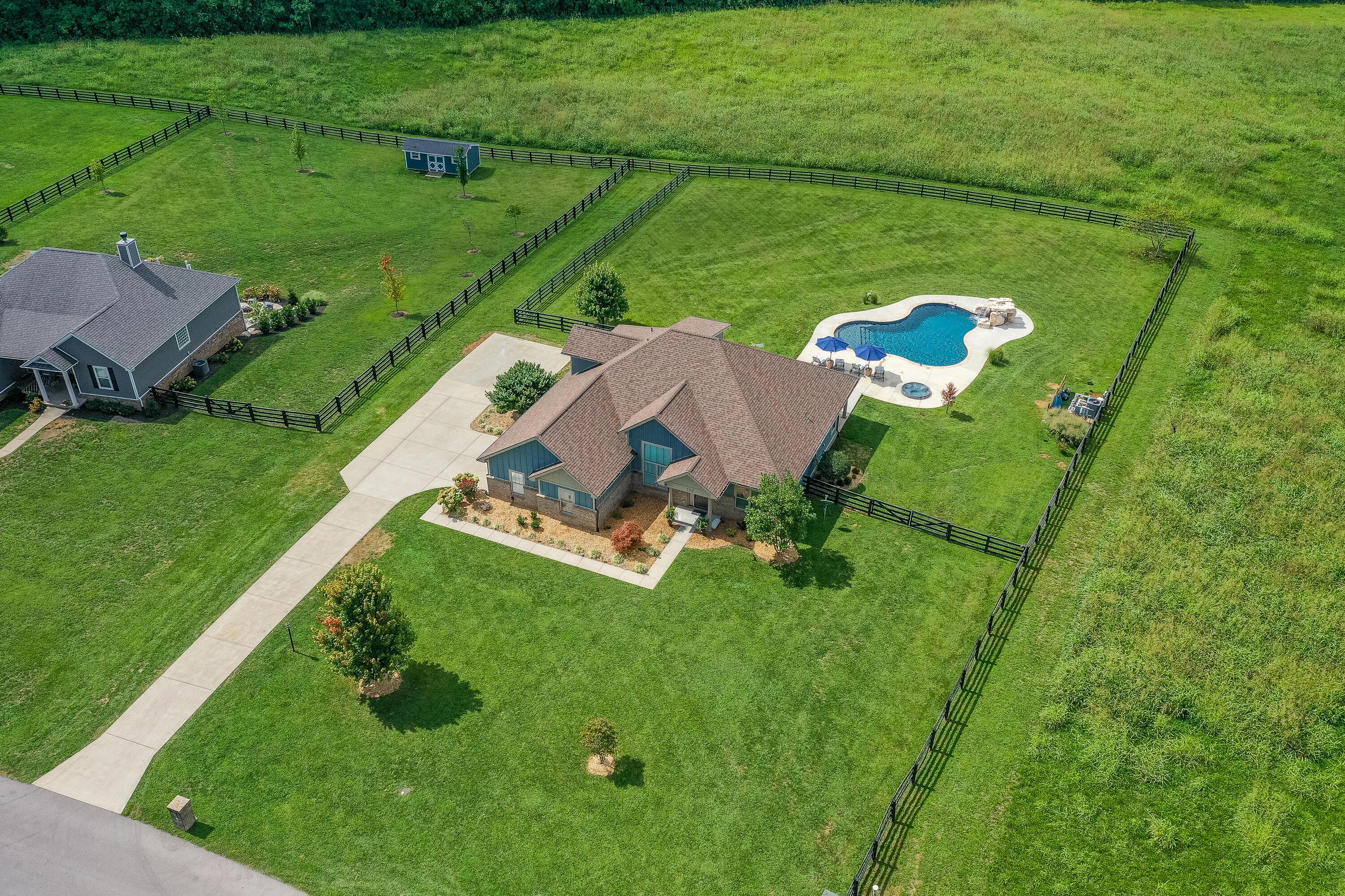 Chrisman Oaks Trl, Nicholasville, KY 40356