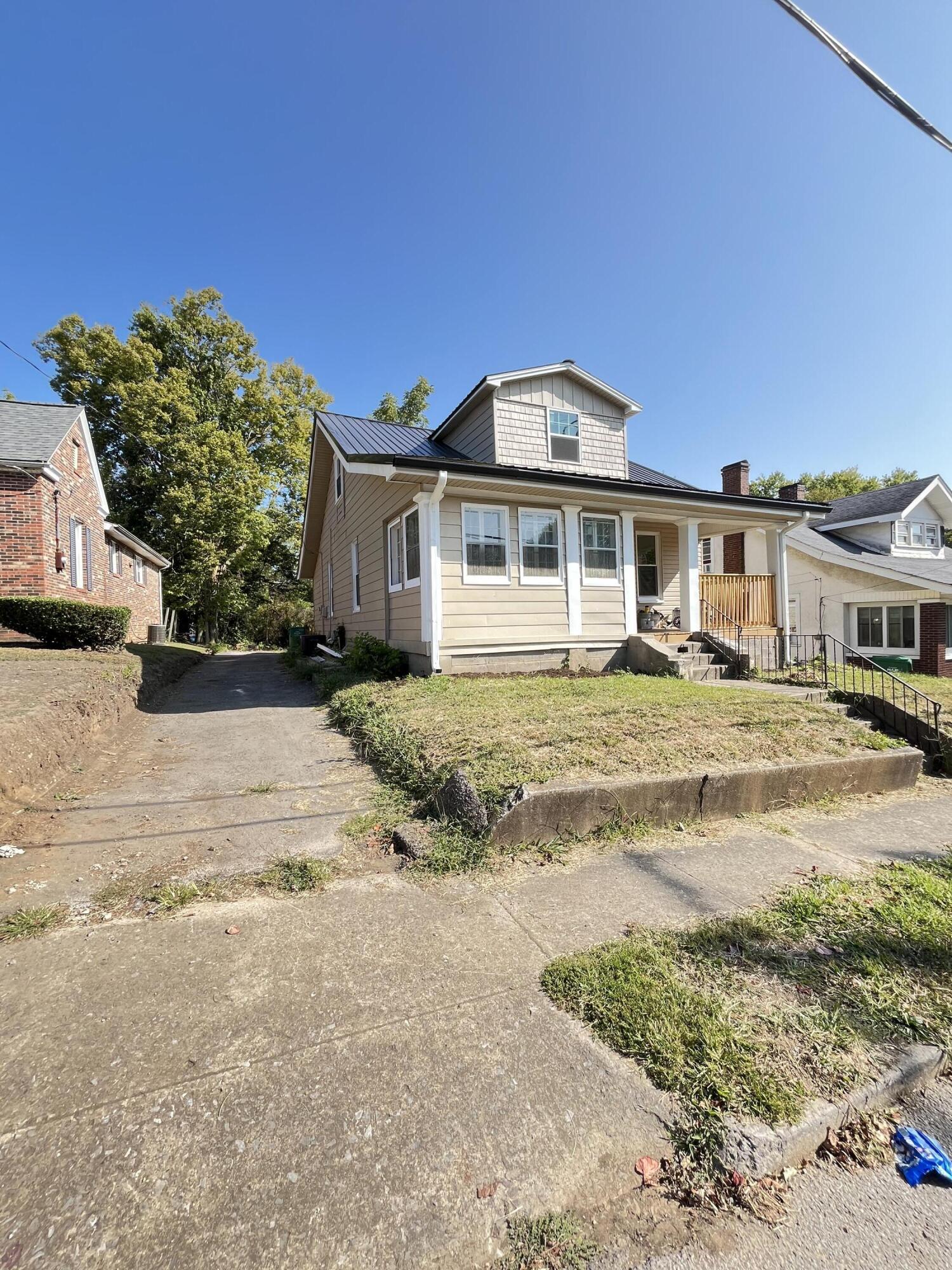 Russell St, Danville, KY 40422