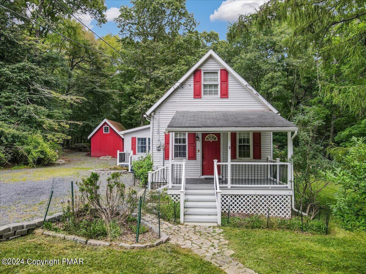 Schoolhouse Rd, East Stroudsburg, PA 18302