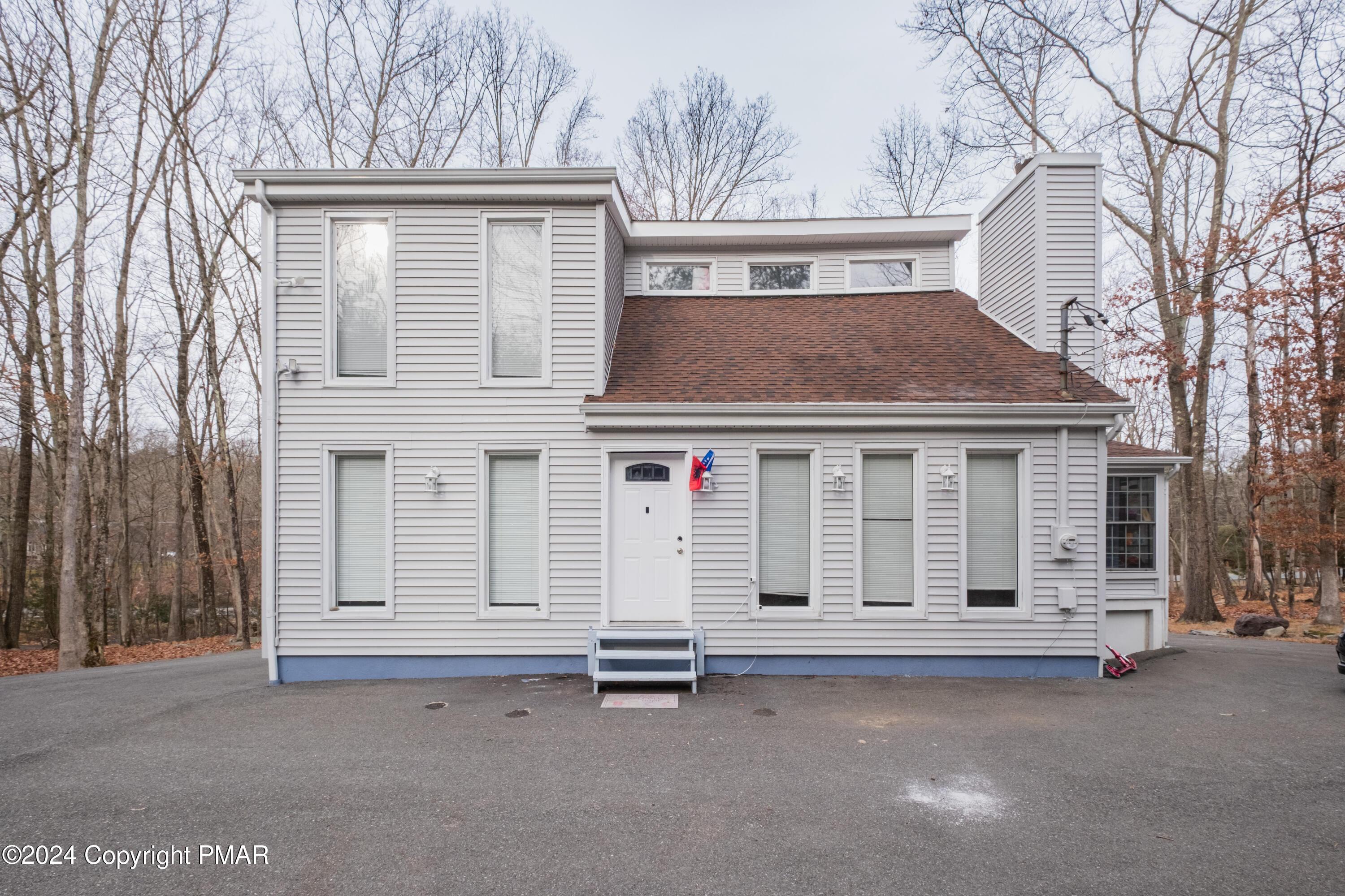 Hyland Dr, East Stroudsburg, PA 18301
