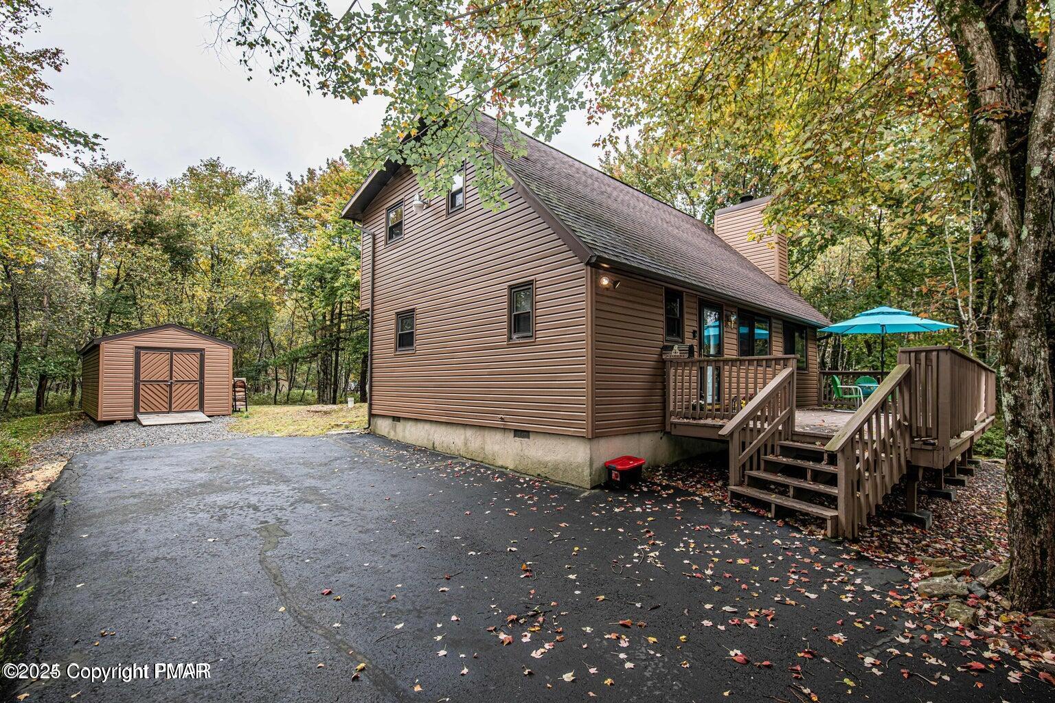 Buck Hill Rd, Blakeslee, PA 18610