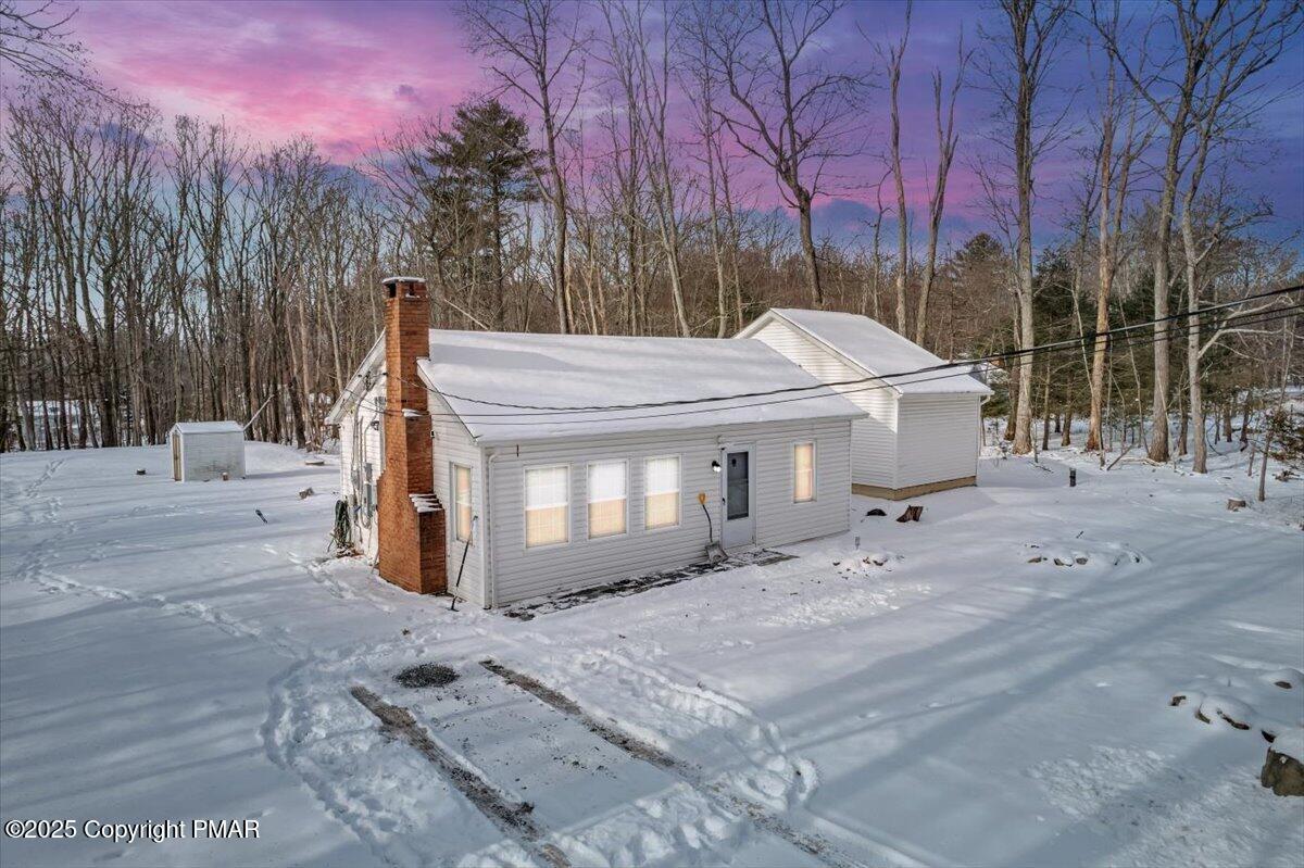 Chariton Dr, East Stroudsburg, PA 18301