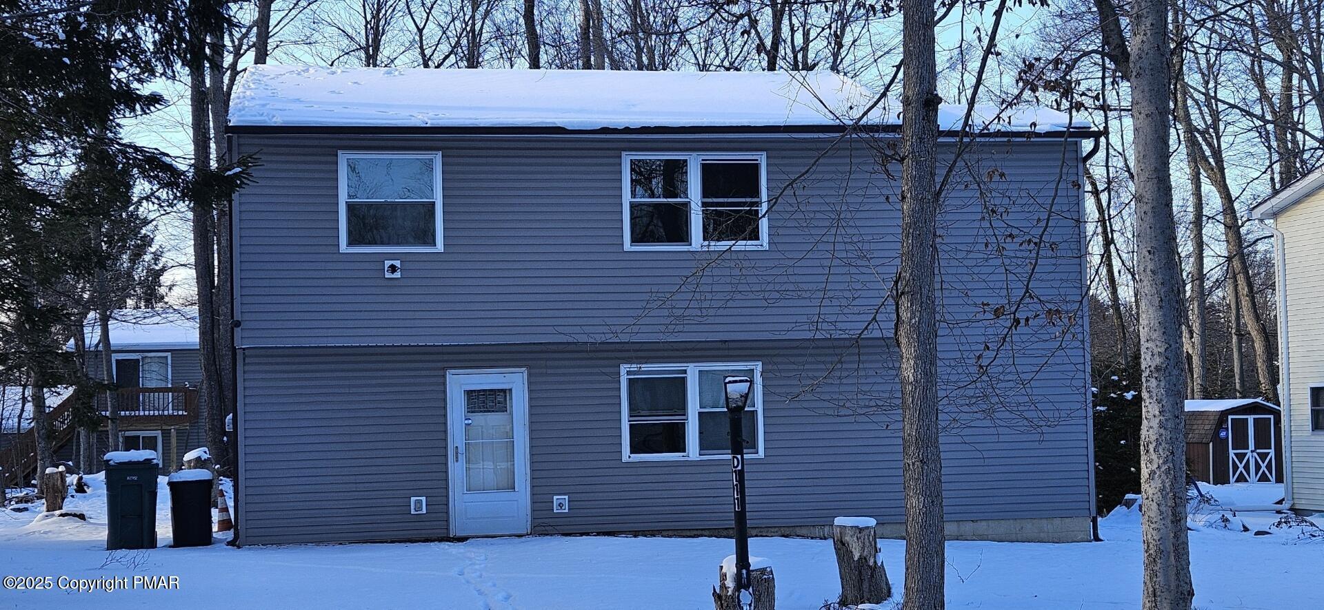 Burnside Dr, Tobyhanna, PA 18466