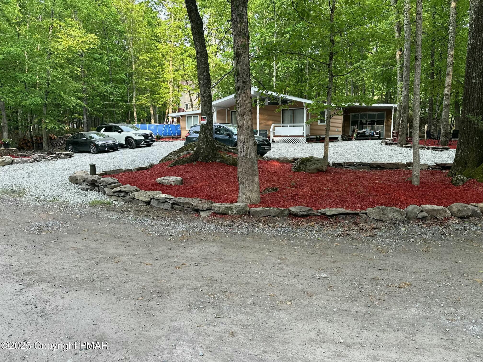 Gingerbread Ln, East Stroudsburg, PA 18302