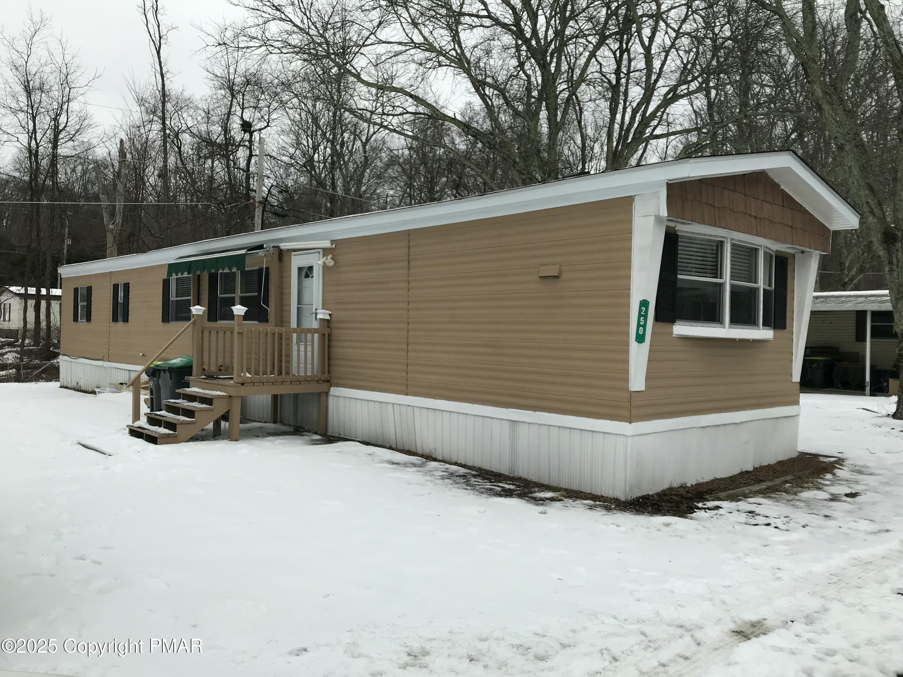 Lower Pmhe North Dr, East Stroudsburg, PA 18302
