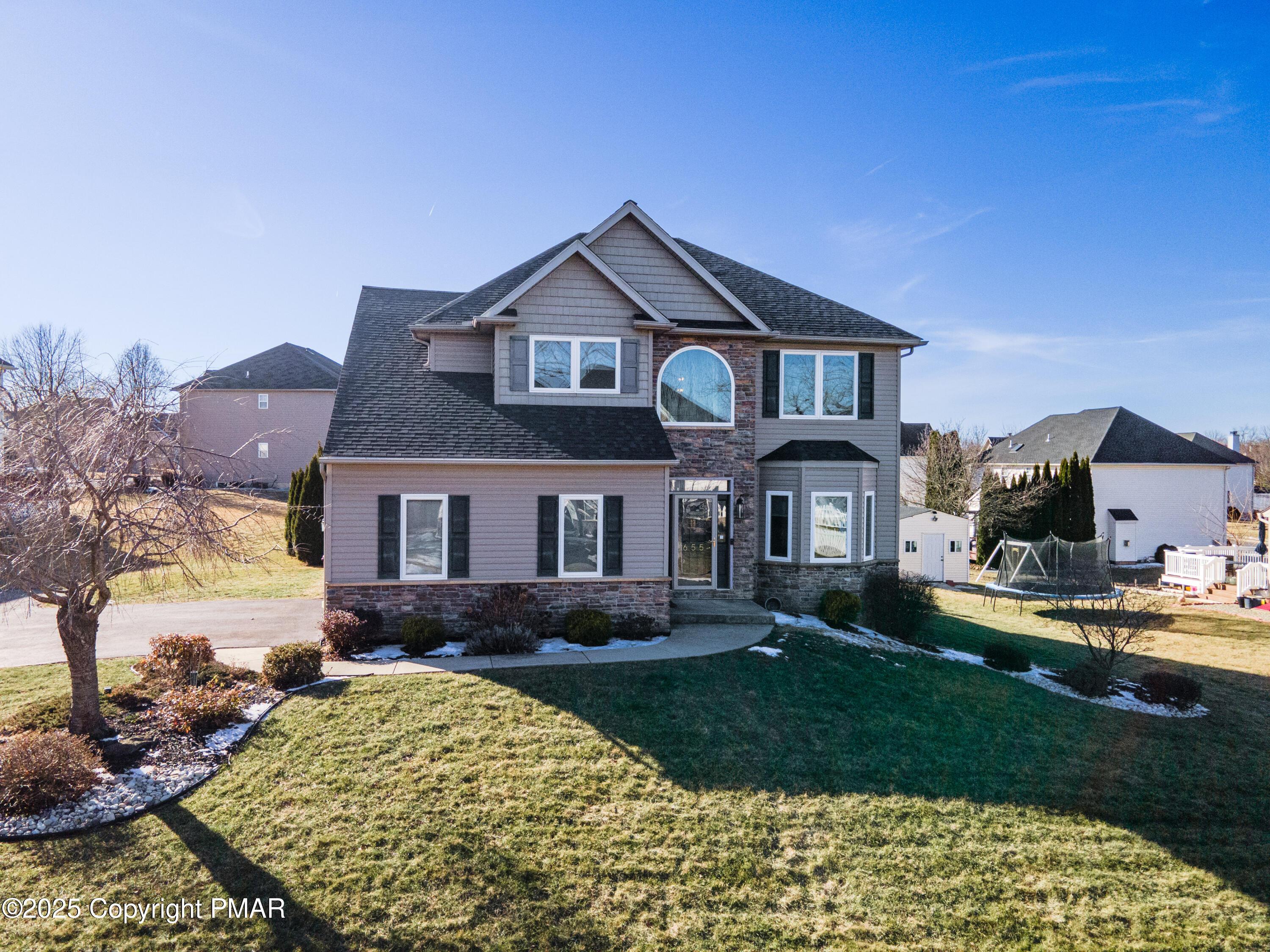 Mohican Dr, Easton, PA 18040