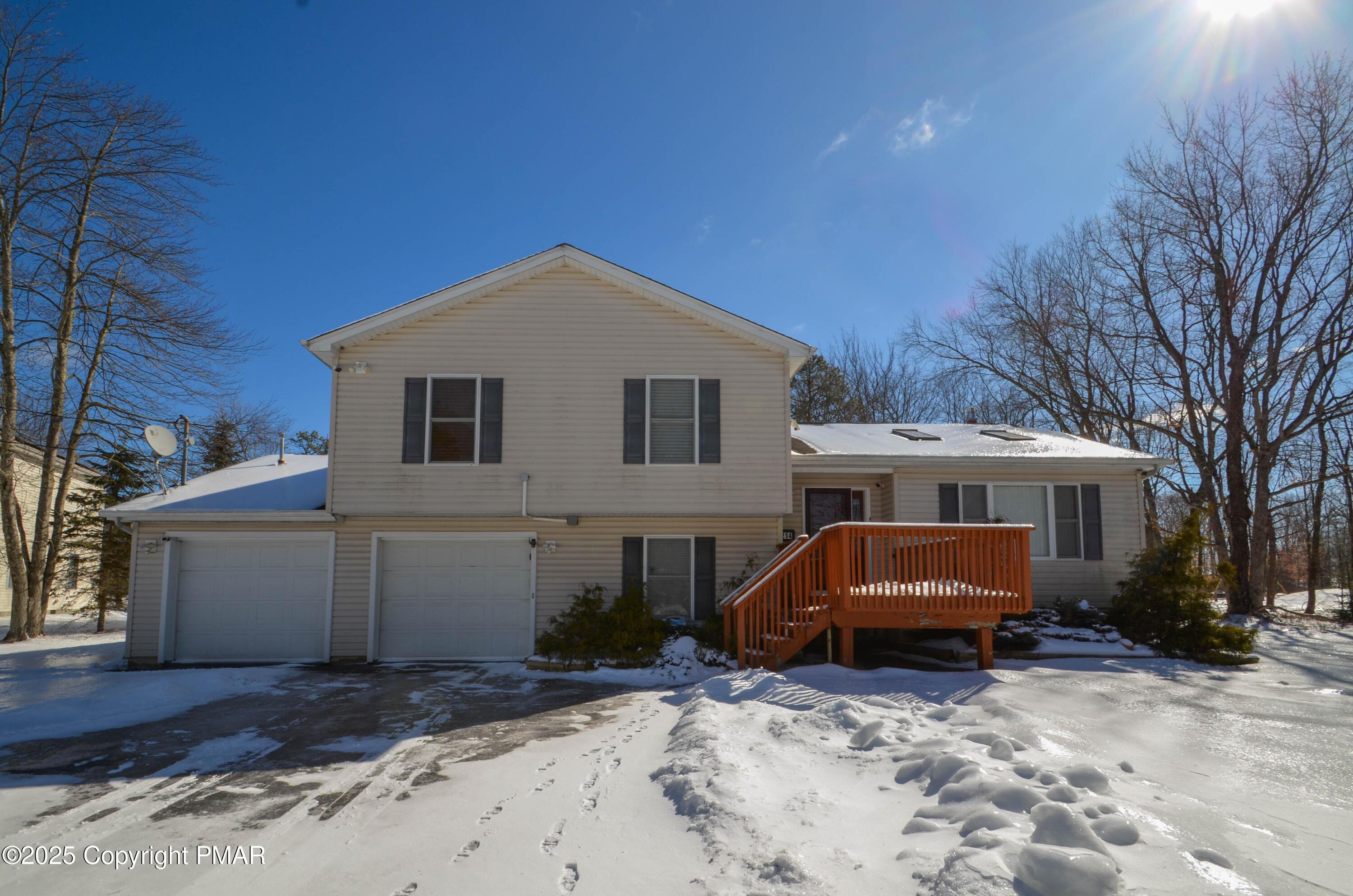 Shadblow Rd, Pocono Summit, PA 18346