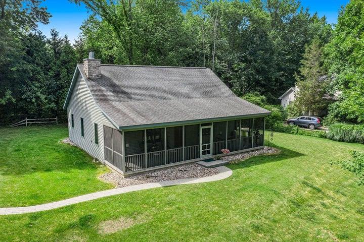 Lakeview Ter, South Haven, MI 49090
