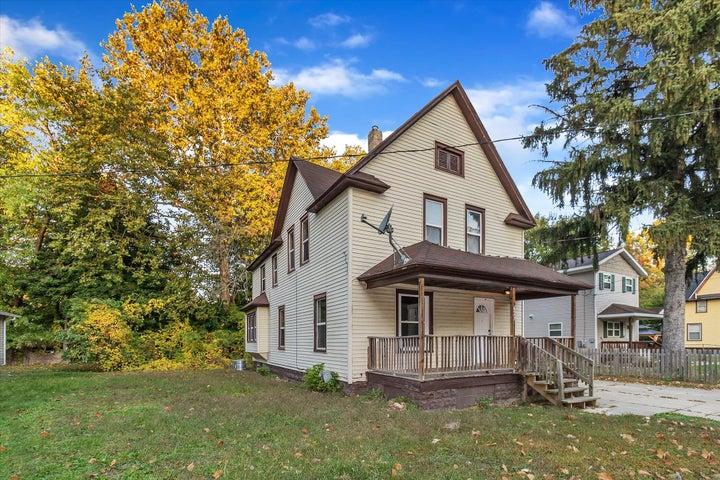 Fairbanks Ave, Kalamazoo, MI 49048