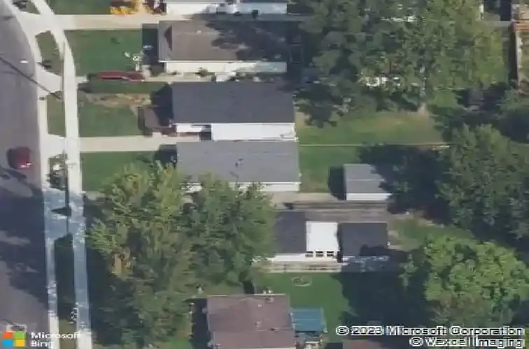Bon Air Ave, Elyria, OH 44035