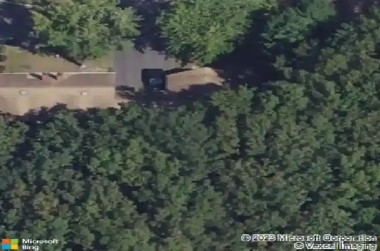 Flamingo Dr, Howell, NJ 07731