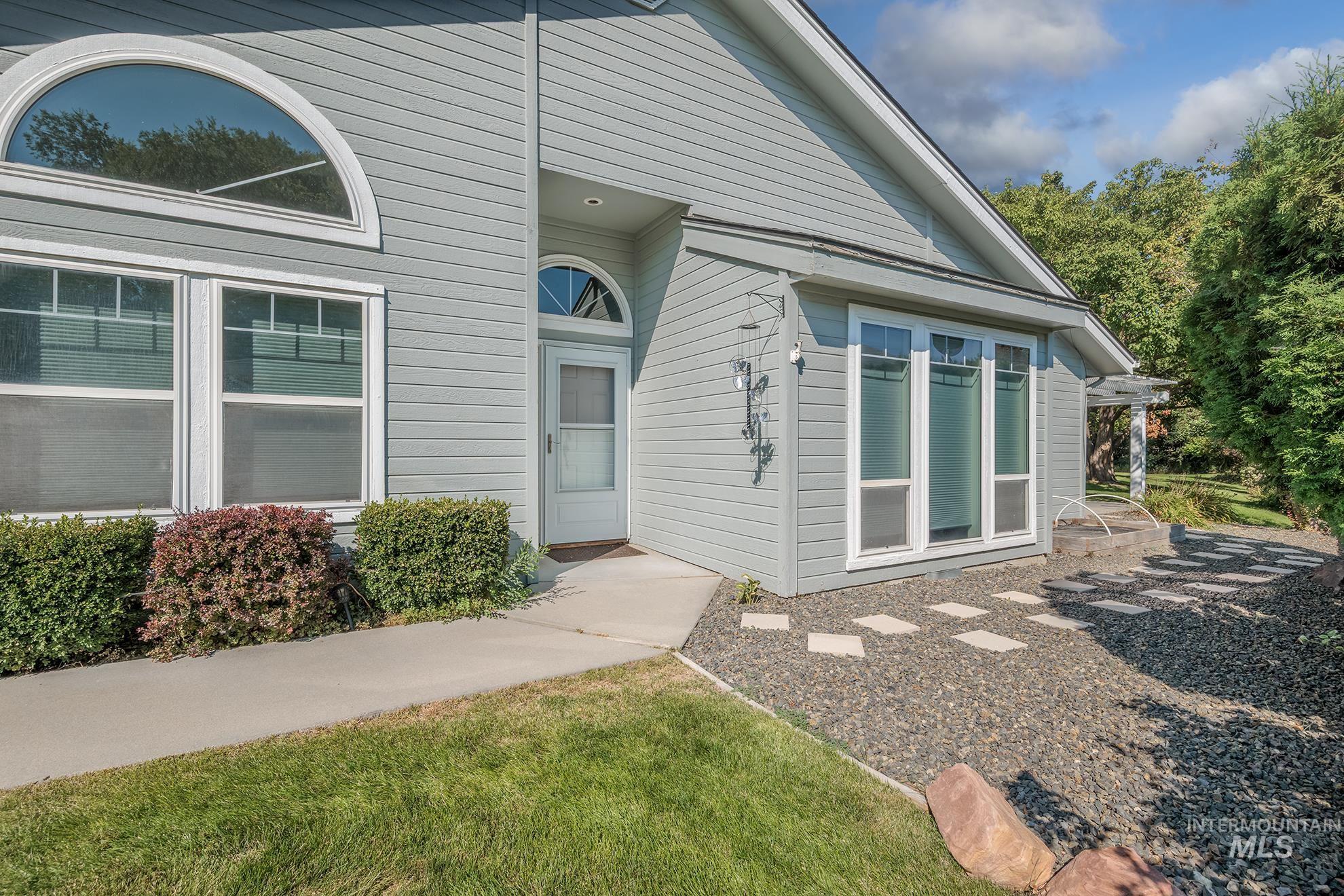 Ray Ave, Caldwell, ID 83605