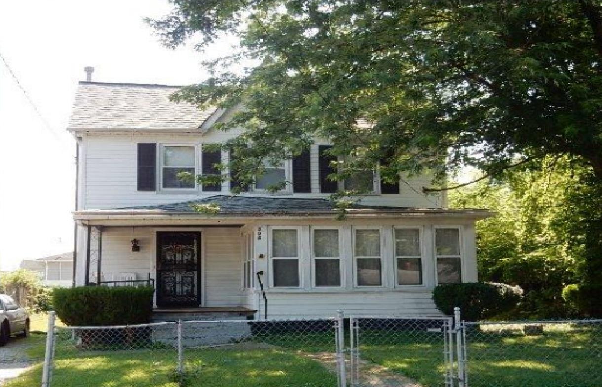 Winters Ln, Catonsville, MD 21228
